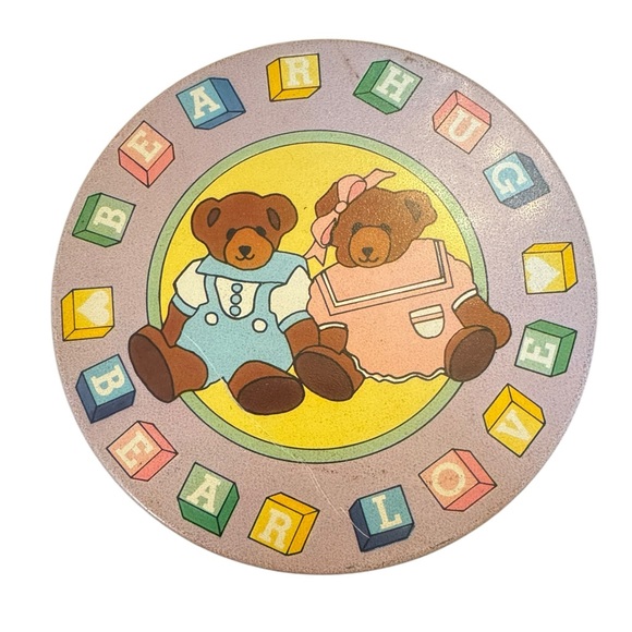 Bear Hug Bear Love Vintage Metal Tin - Picture 7 of 7